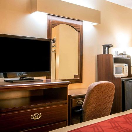 Econo Lodge Юфола Екстер'єр фото