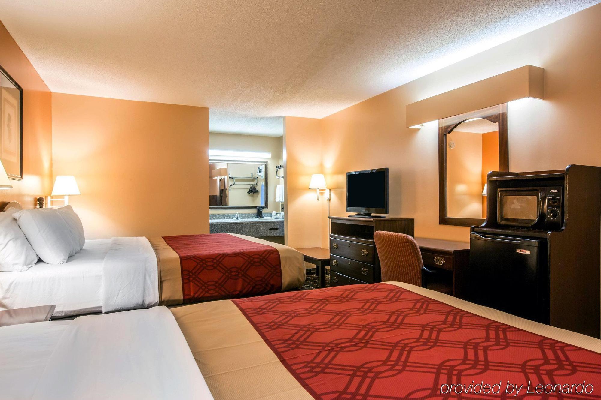 Econo Lodge Юфола Екстер'єр фото